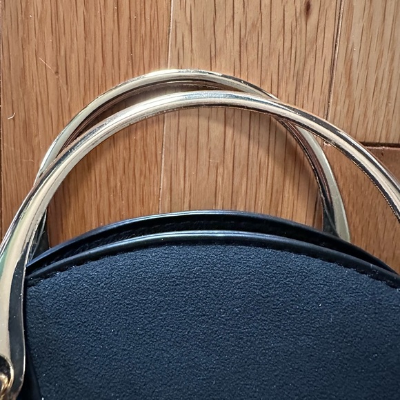 Cute pixie bag w/faux leather & suede w/gold tone studs, handles, & long strap - Picture 5 of 9